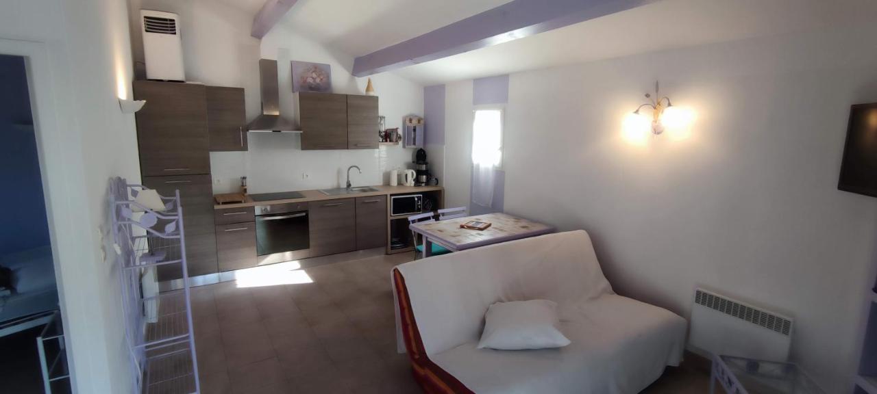 Les Gîtes de l'Arbousier Quissac  Extérieur photo